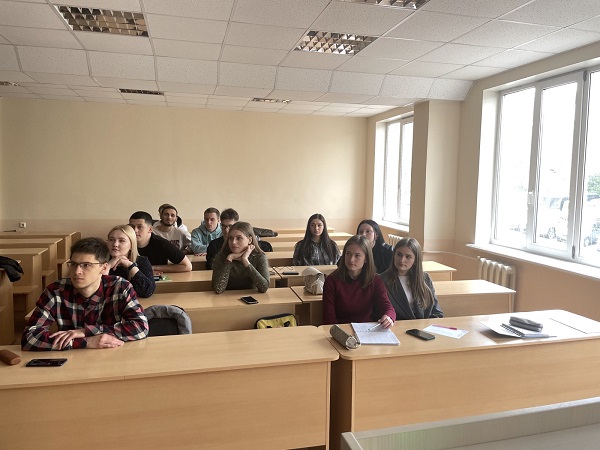 Студенты гр.20ЭМ1 приняли участие в мастер-классе Эмоциональный интеллект